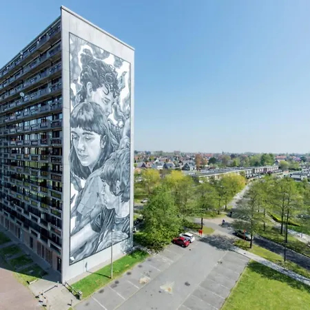Stylish With Terrace In * Bredene