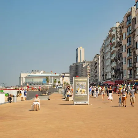 Apartamento Stylish With Terrace In Bredene