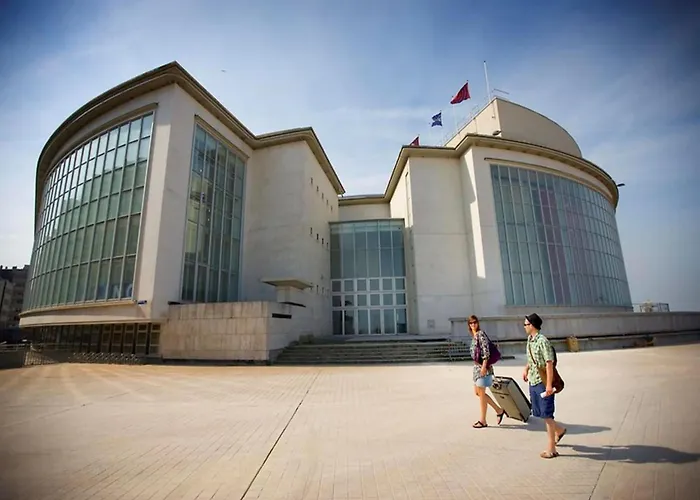 Appartement Stylish With Terrace In *