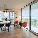 Lägenhet Stylish With Terrace In Bredene