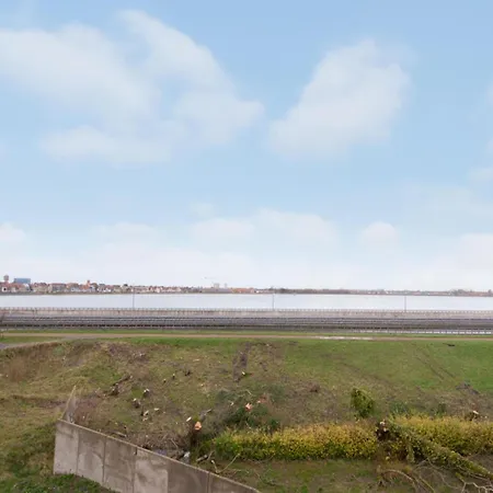 Stylish With Terrace In Bredene * Остенде