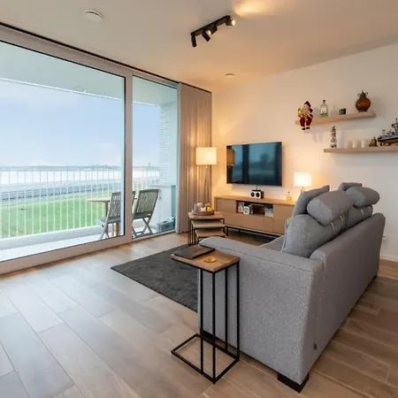 Stylish With Terrace In Bredene Апартаменты Остенде
